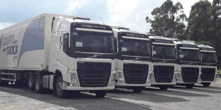 Caminhões Grupo Troca Logística