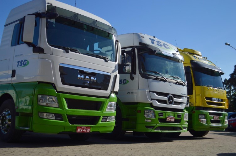 Caminhões Transportes Silveira Gomes
