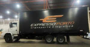 Caminhão Expresso Porto